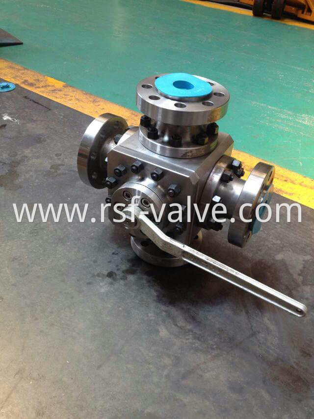 4 Way Ball Valve 2